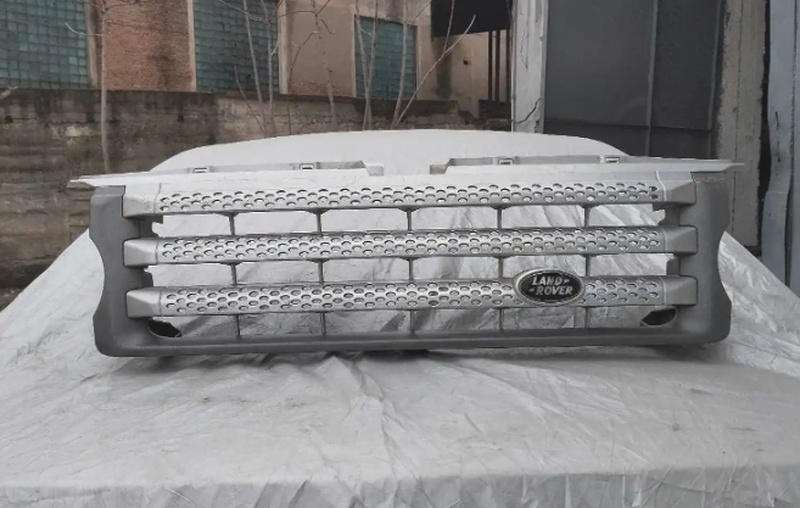 Решётка радиатора от Land rover